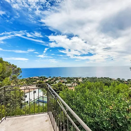 Odyssee By Interhome Villa Les Issambres
