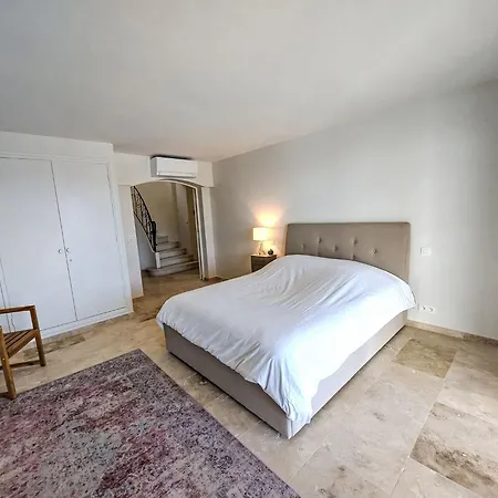 Odyssee By Interhome Les Issambres